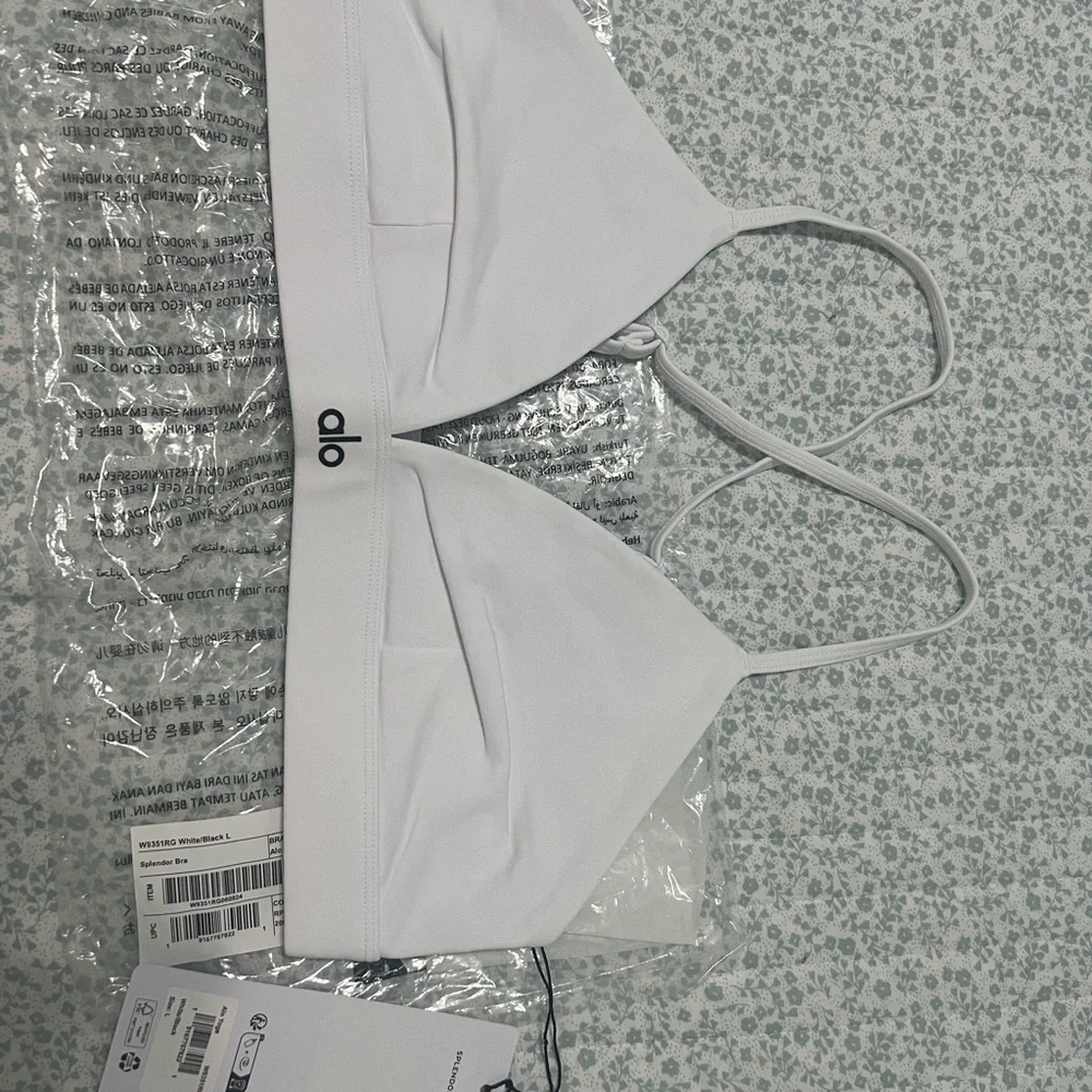 ALO Yoga brand new